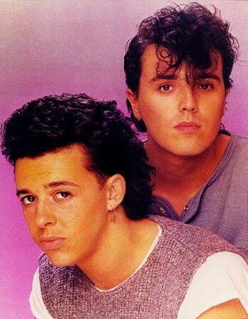 2ee198434783e4a69a93f471f48904b5--the-new-wave-tears-for-fears