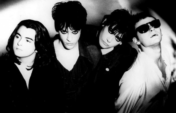 manics140912w_600_385