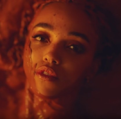 FKA-twigs-Cellophane-Still